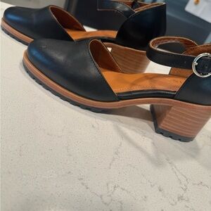 Portland Leather Goods Patina black leather Mary Jane block heel shoes